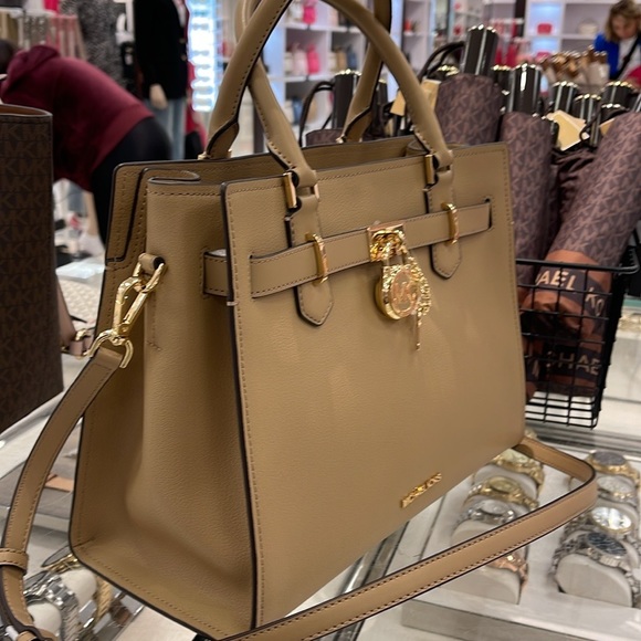 MICHAEL KORS HAMILTON MEDIUM SATCHEL 
 COLOR: CAMEL
NWT - Picture 3 of 16
